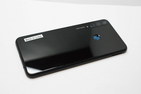 Задняя крышка для Huawei Y6p, черная