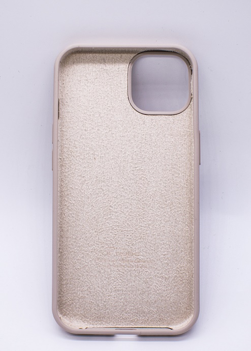 Чехол силиконовый гладкий Soft Touch iPhone 13 mini, бежевый №10 (закрытый низ)