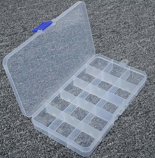 Пластиковый бокс для хранения мелких деталей Sunshine (17.4 * 10 * 2.2)