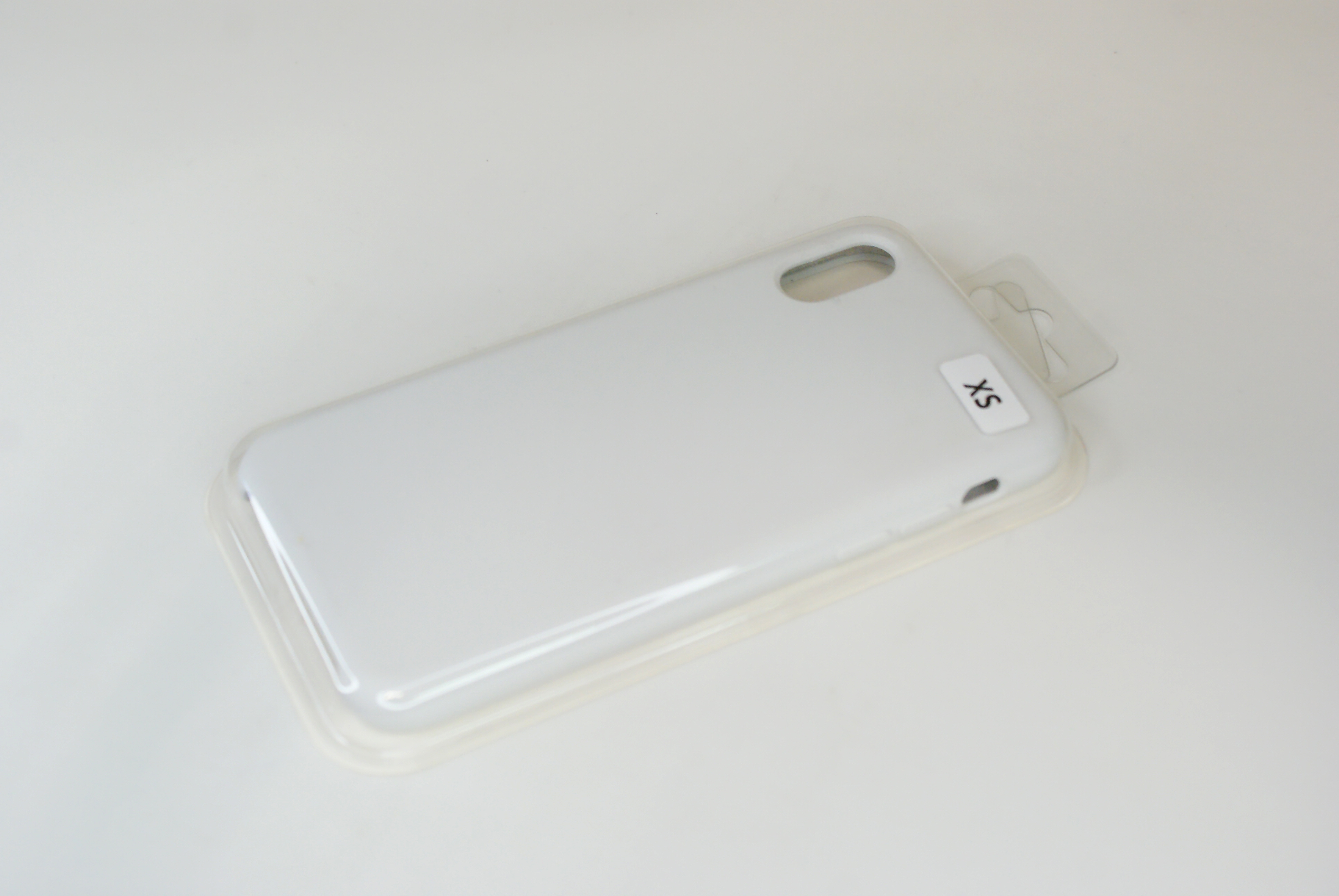 Чехол силиконовый гладкий Soft Touch iPhone X/ XS, белый (без логотипа)