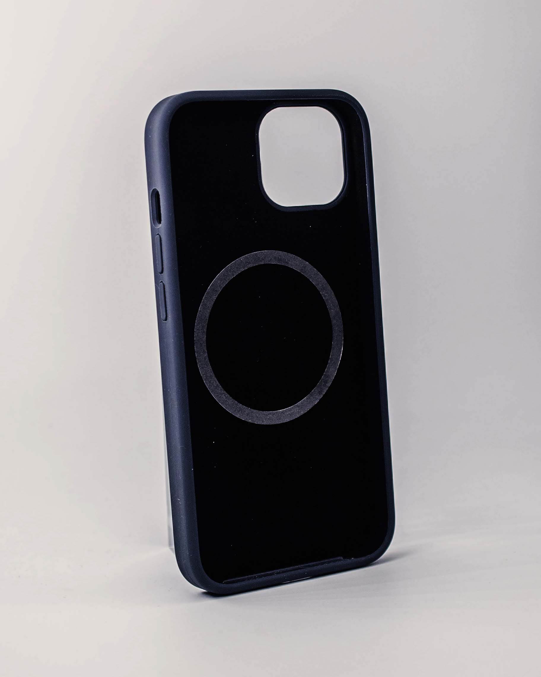 Чехол Piblue iPhone 14 Silicone MagSafe, черный