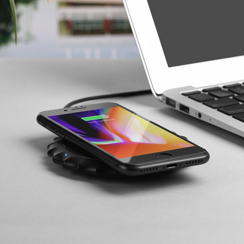 Беспроводное зарядное устройство HOCO CW13 Round Wireless Charger, черный