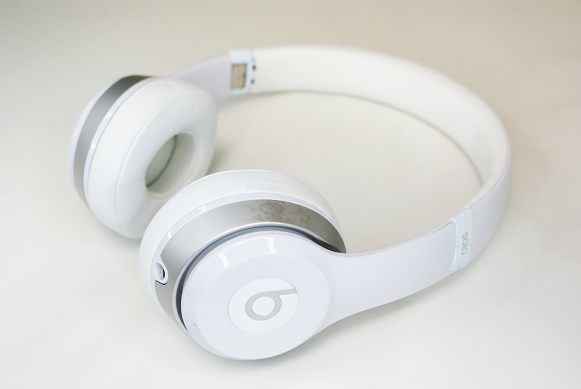 Накладные проводные наушники BEATS SOLO 2, белые