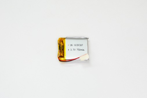 АКБ универсальная на проводах 30/ 30/ 6 мм (3.7V, 750 mAh)