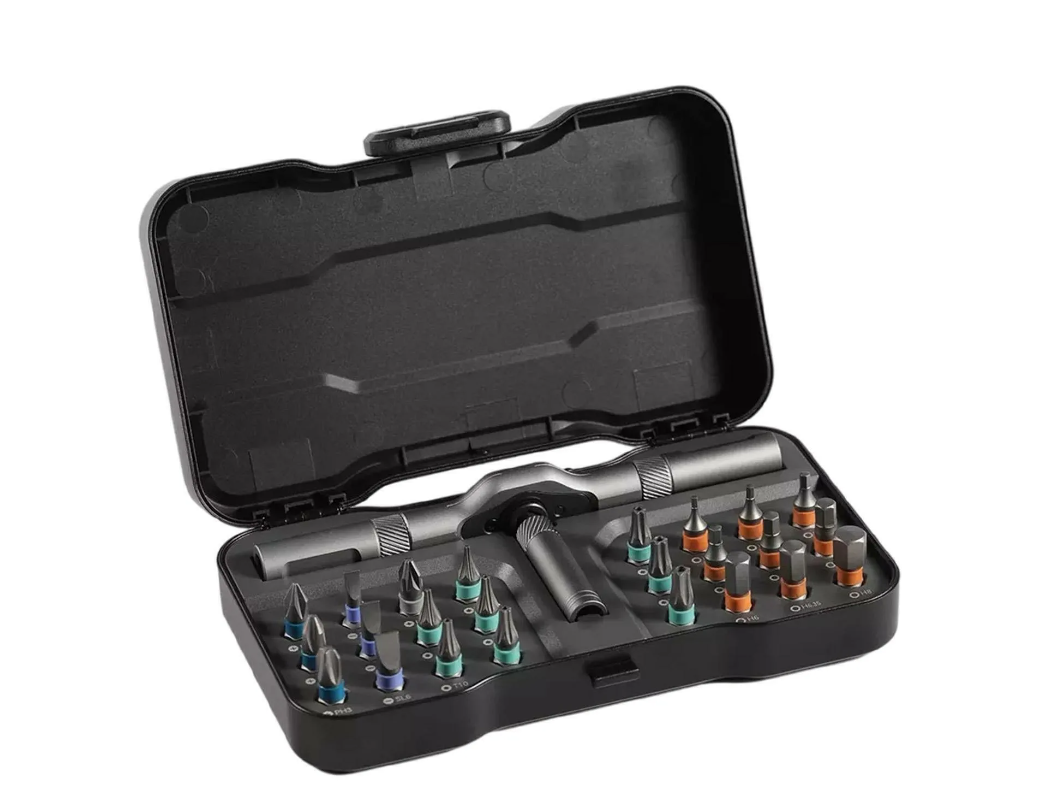 Отвертка с набором бит (насадок) Xiaomi AtuMan X-Mini 24 в 1 (AT-X-Mini)