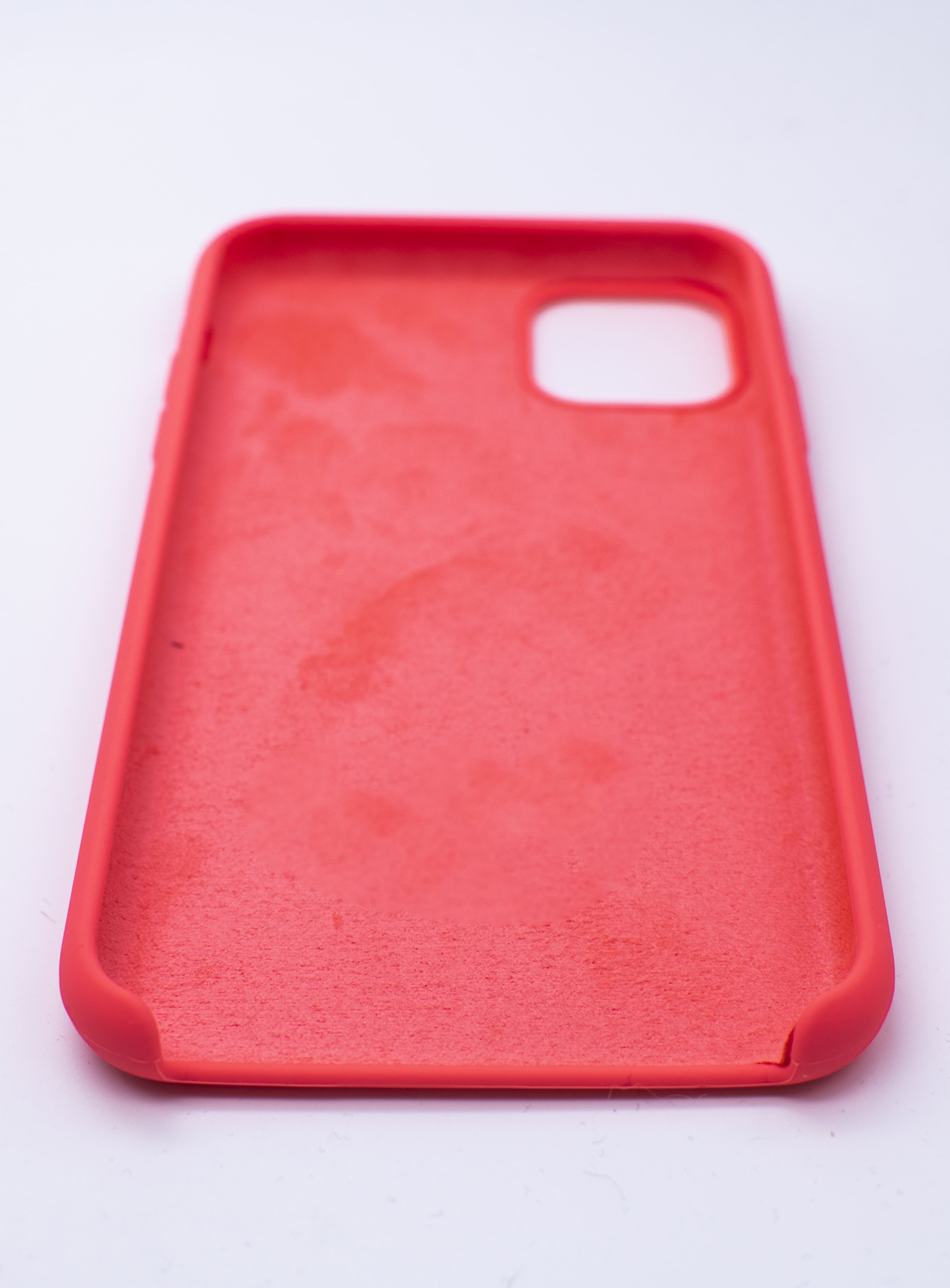 Чехол силиконовый гладкий Soft Touch iPhone 11 Pro Max, ярко-розовый №29