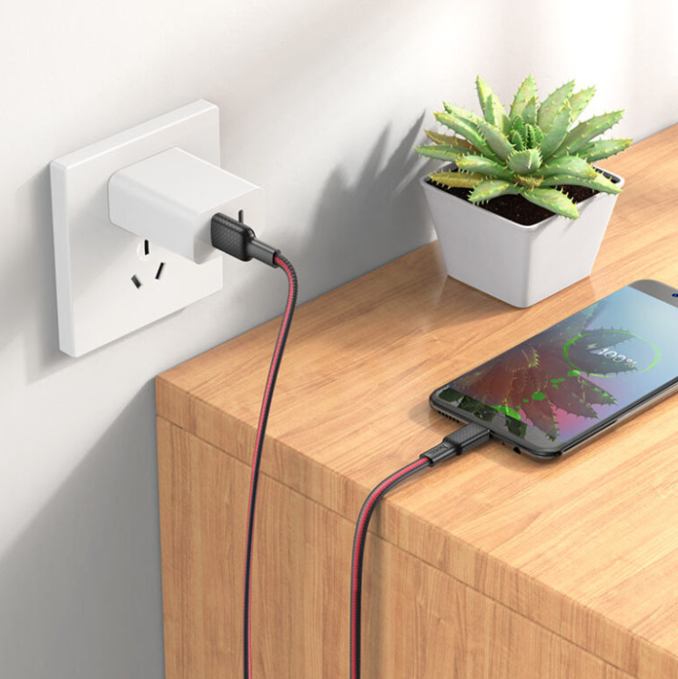 USB кабель micro USB HOCO X69 Jaeger (100см. 2.4A), черно- красный