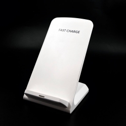 Беcпроводное зарядное устройство Fast Charge 2,0A подставка с кабелем micro. Беcпроводное зарядное устройство Fast Charge 2,0A подставка с кабелем micro.