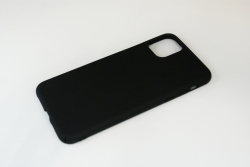 Чехол пластиковый матовый iPhone 11 Pro Max, черный