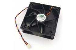 Вентилятор для майнинг машин W12E12BS11B5-07 120x120x38 12V 1.65A 6500RPM Вентилятор для майнинг машин W12E12BS11B5-07 120x120x38 12V 1.65A 6500RPM