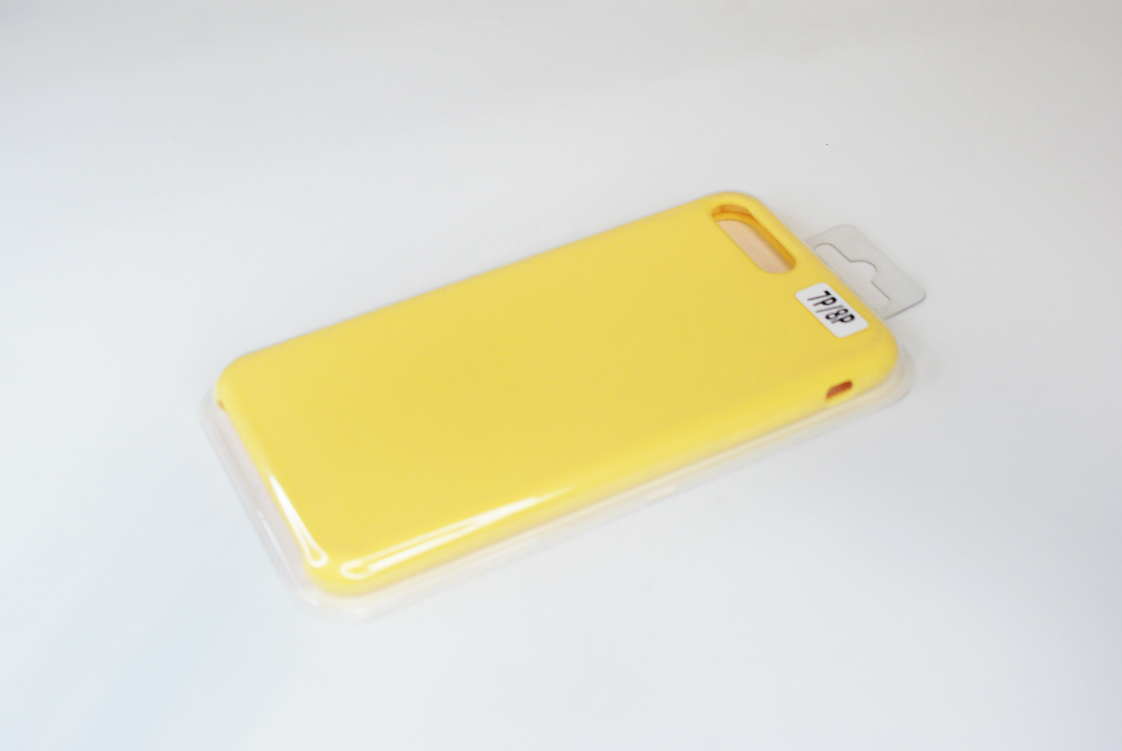 Чехол силиконовый гладкий Soft Touch iPhone 7 Plus/ 8 Plus, желтый (без логотипа)